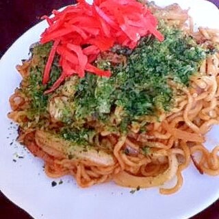 白菜とチャーシューのソース焼きそば。